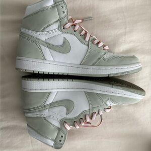 Nike Women's Sneakers - Light Green and White